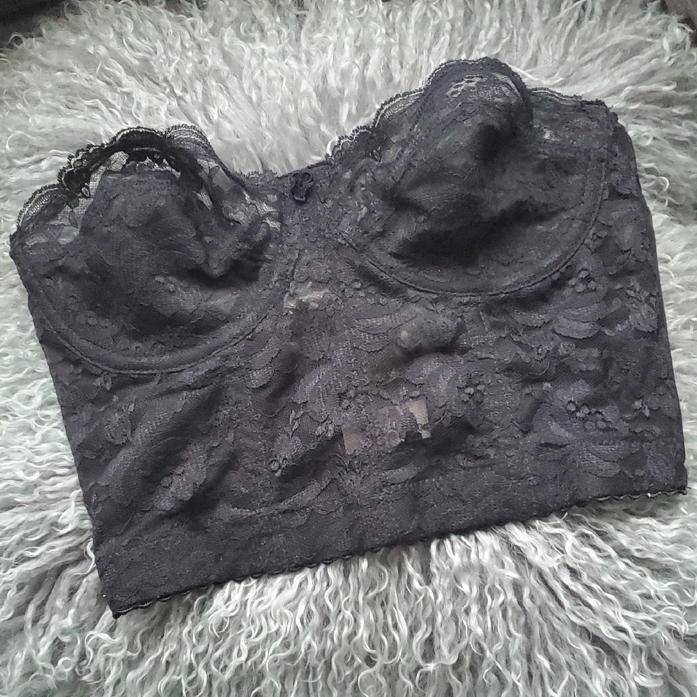 VTG Vogue Black Lace Bustier Bra – Goth Dark Academia